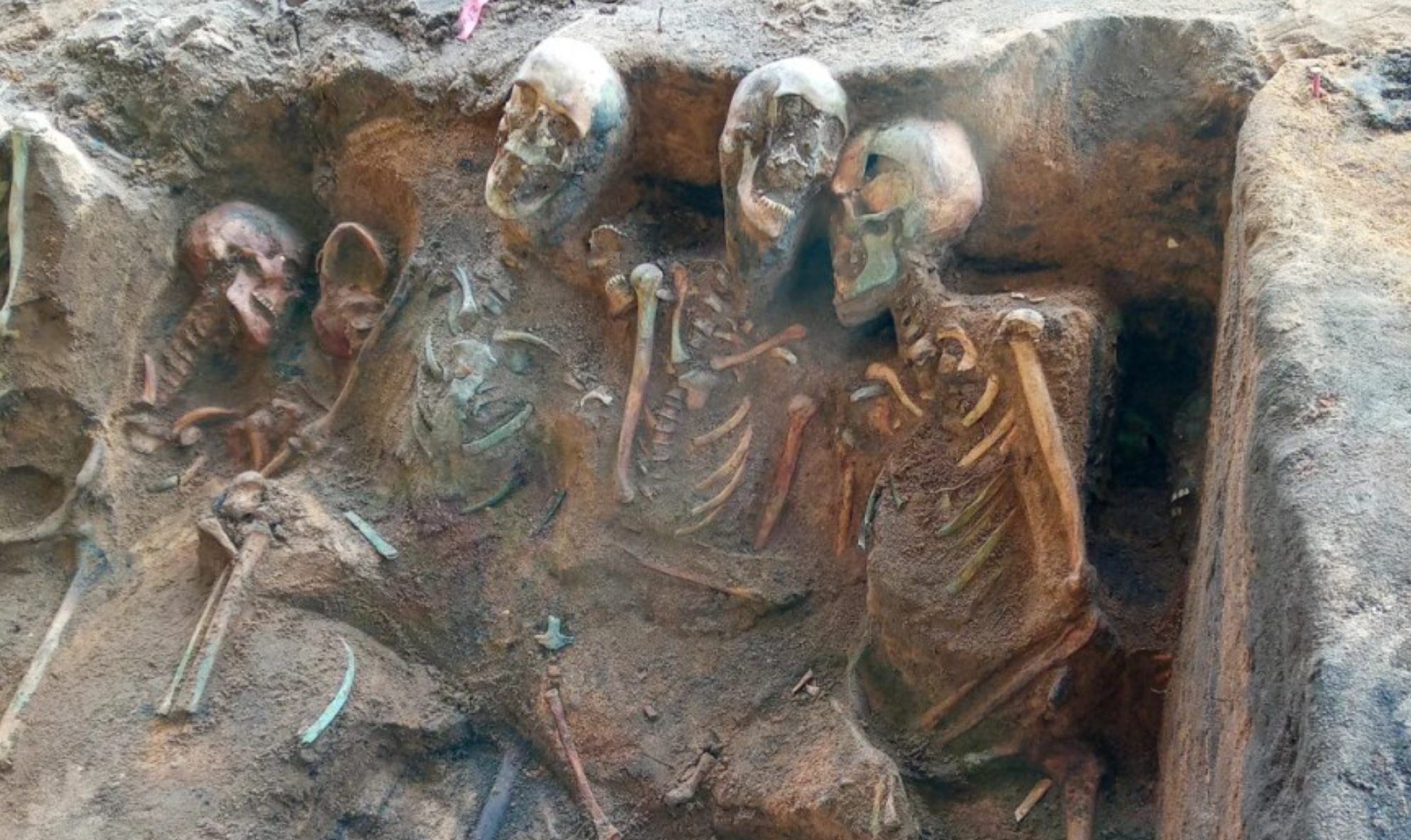 Encuentran una fosa común con 1.000 esqueletos en Nuremberg, Alemania